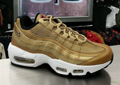 nike 95 metallic gold